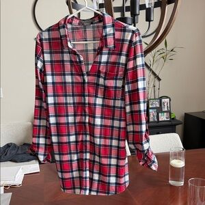 Suzy Shier Red Navy White Plaid Button-Down Shirt